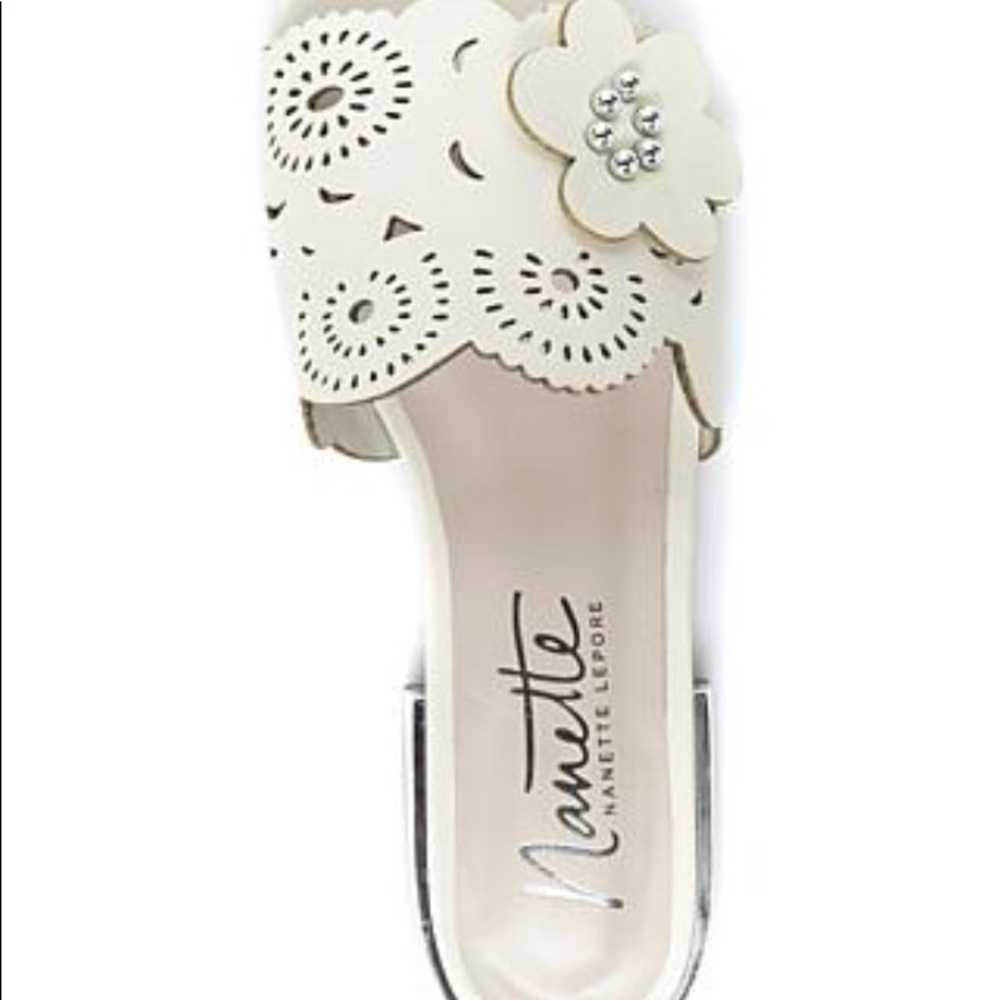 Nanette Nanette  Lepore Poetry Laser cut sandal - Picture 4 of 8